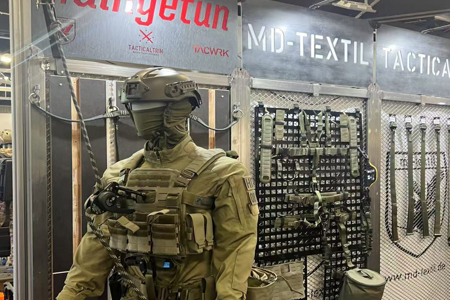 东升国际特瓷参观2025德国警务展EnforceTac